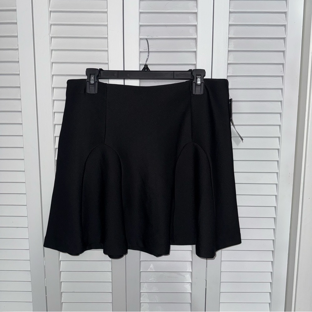 Elegant Black Skirt